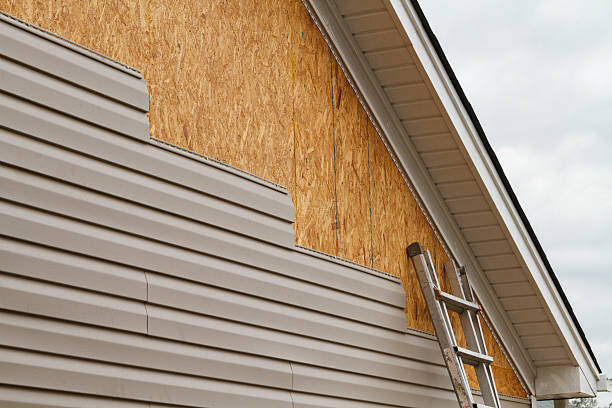 Professional Siding Installation technician working in Avondale, PA